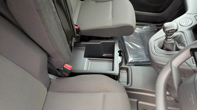 Vauxhall Combo Cargo Combo Diesel 1.5 Turbo D 100ps Prime Plus H1 Van - Image 35